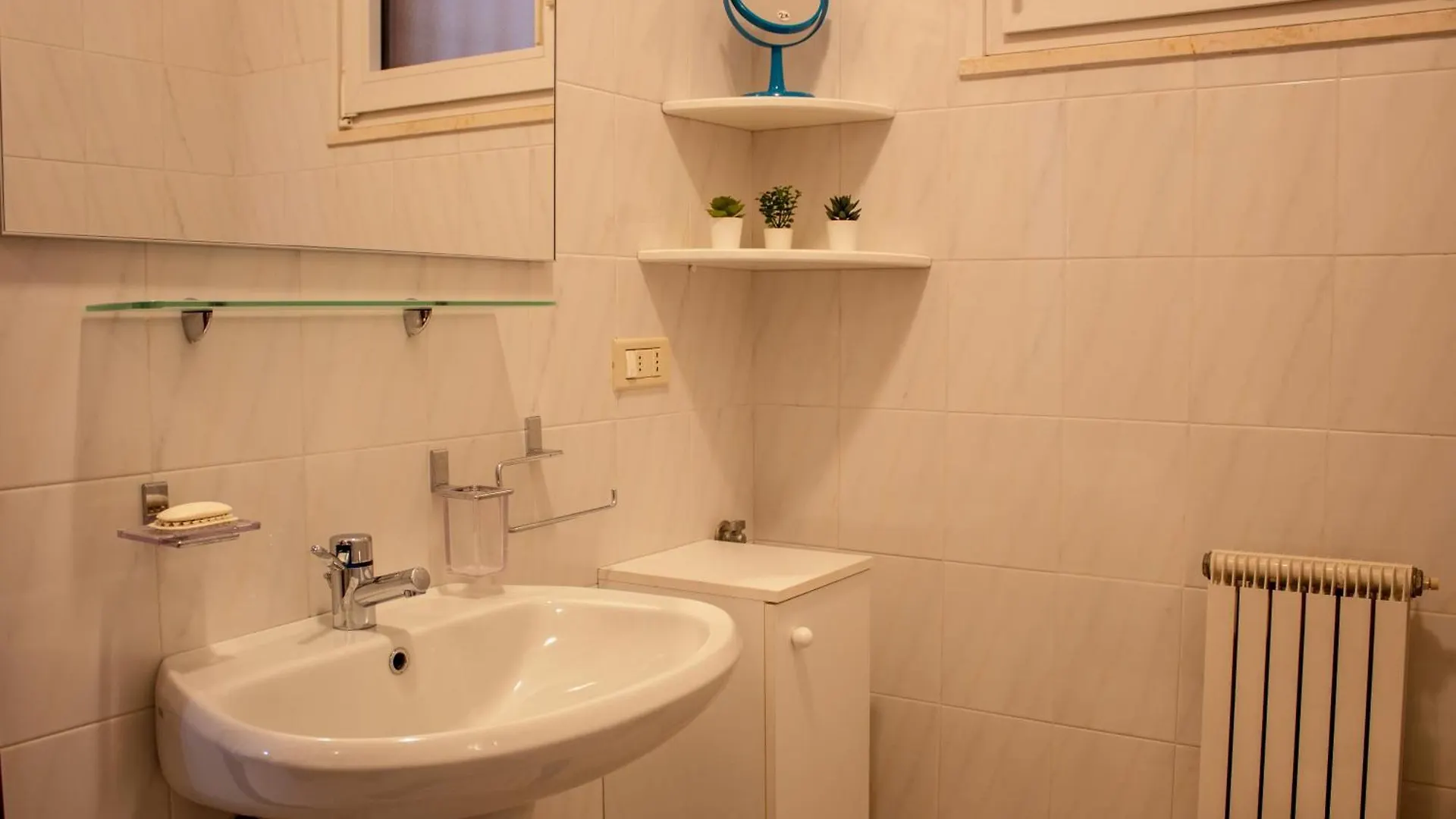 Box, Aria Condizionata E Un Meraviglioso Terrazzo Apartment Ceriale Italy