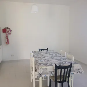 A Casa Di Nonna Luciana - Trilocale Con Giardino Appartamento